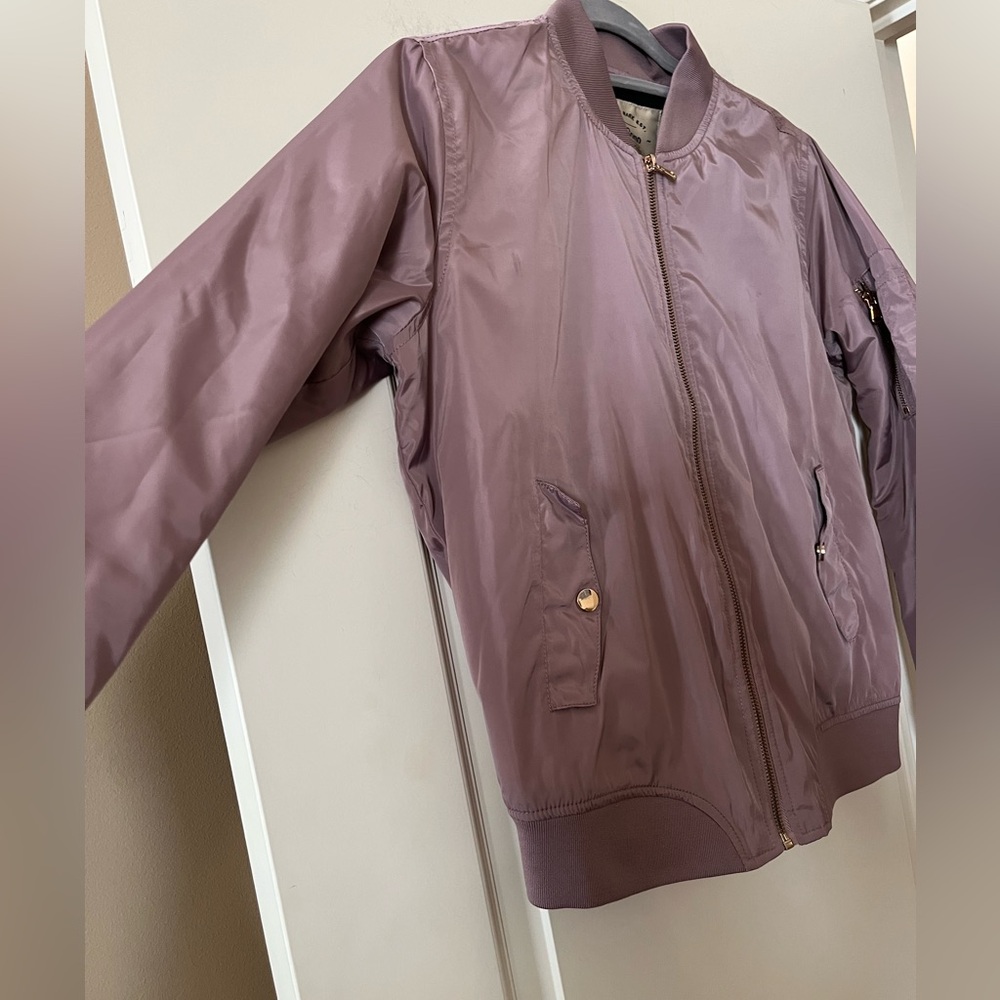 Ci Sono Dusty Lavender Bomber Jacket with Gold Detail Women’s Size Small - Picture 5 of 16